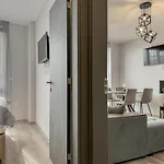 One-bedroom And Modern 公寓 *