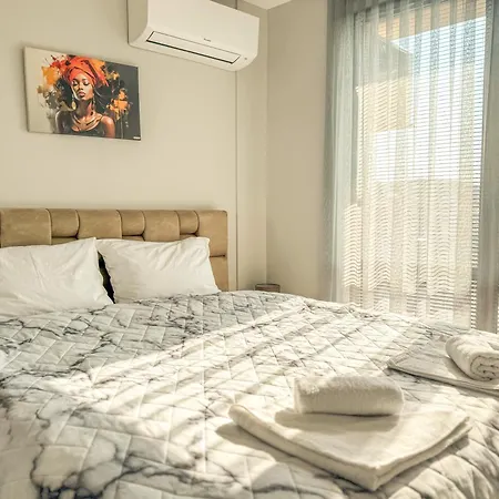 One-bedroom And Modern Apartman Plovdiv