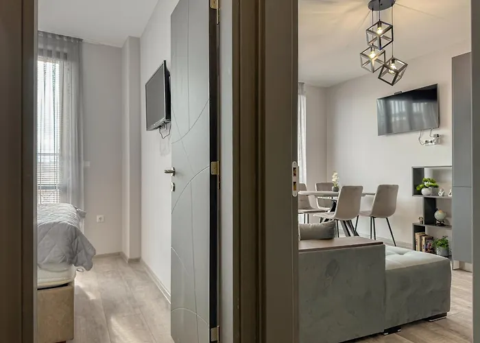 One-bedroom And Modern Διαμέρισμα *